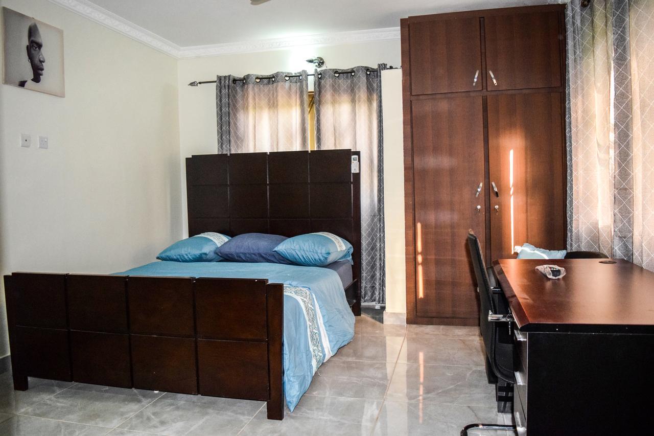 3A'S Guest House Akosombo Exterior photo