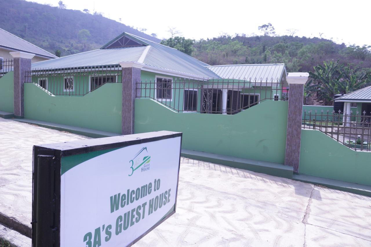 3A'S Guest House Akosombo Exterior photo