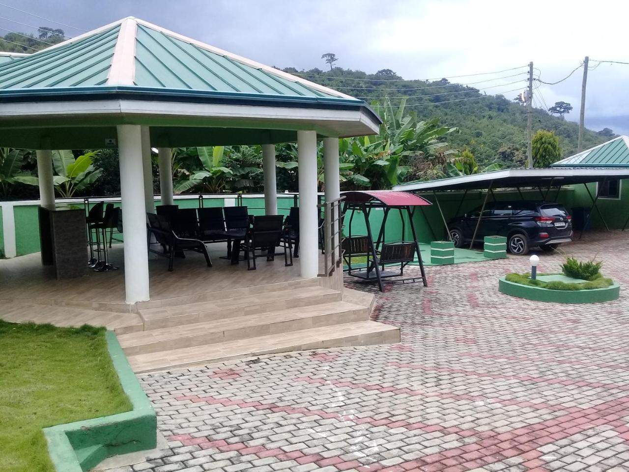3A'S Guest House Akosombo Exterior photo
