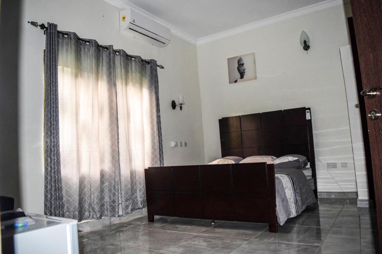 3A'S Guest House Akosombo Exterior photo